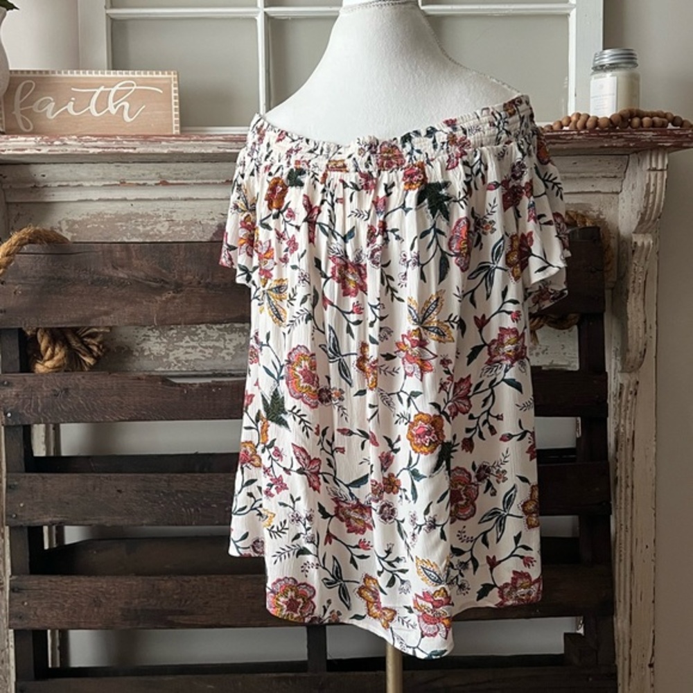 🟤NWT Old Navy Off-shoulder Top. XL.